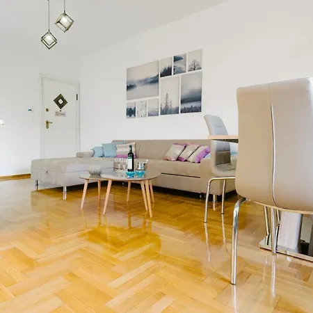 Acropolis View In Appartement *
